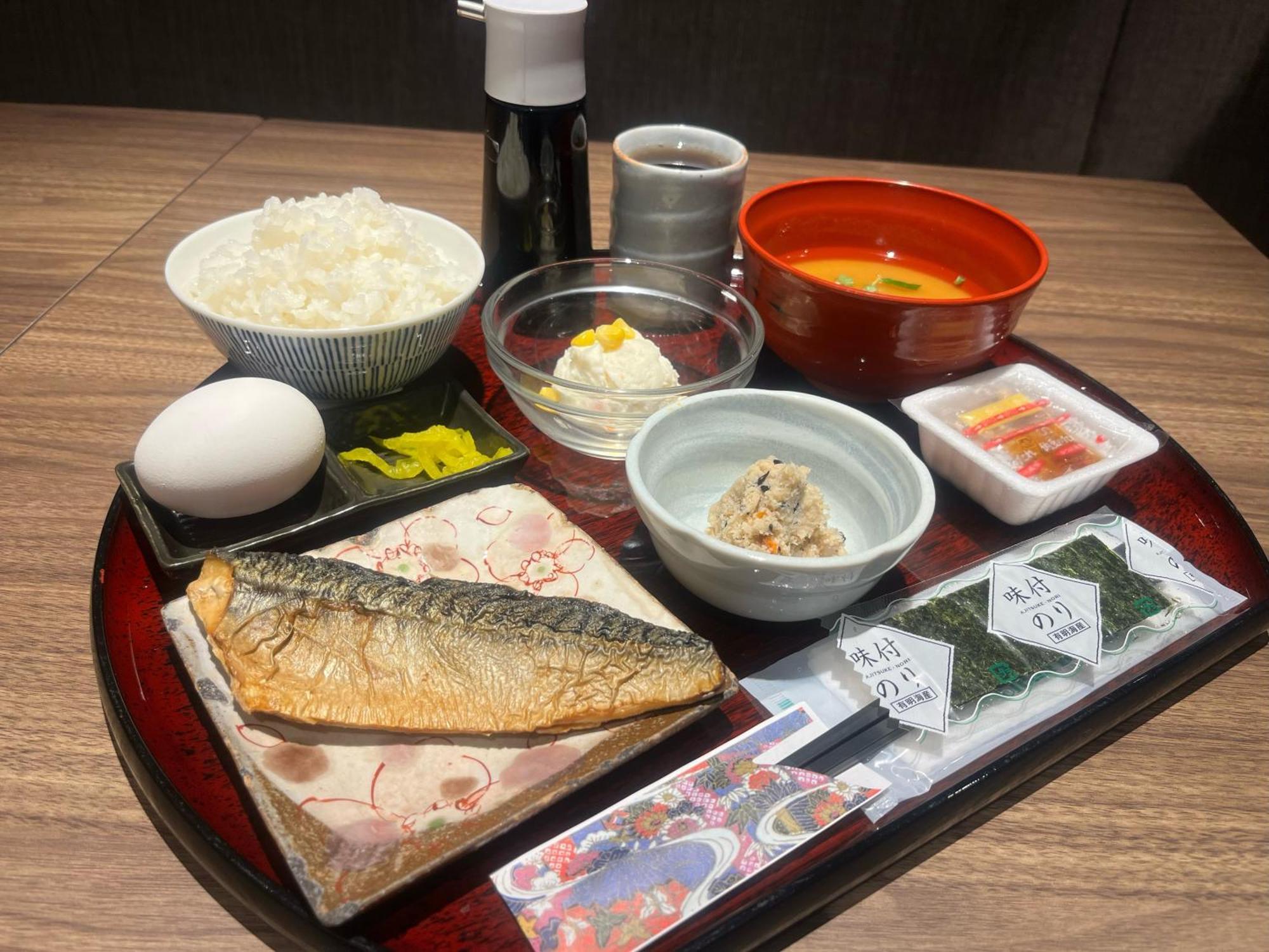 Henn Na Komatsu Ekimae โรงแรม